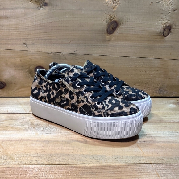 Steve Madden Shoes - Steve Madden Emmi Leopard Print Platform Sneakers